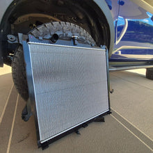 Load image into Gallery viewer, RADIATOR suits ISUZU D-MAX,MAZDA BT-50, ISUZU MU-X (4JJ3)