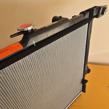 Load image into Gallery viewer, RADIATOR suits ISUZU D-MAX,MAZDA BT-50, ISUZU MU-X (4JJ3)