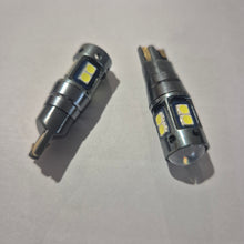 Load image into Gallery viewer, LED BULBS Pair of Canbus upgrade T10 12v/24v