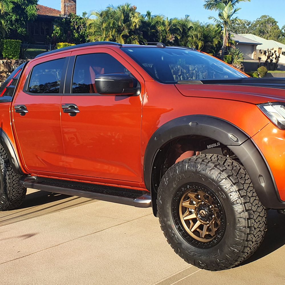 20mm ISUZU D-MAX 2020-2023 X-TERRAIN STYLE WHEEL FLARE KIT
